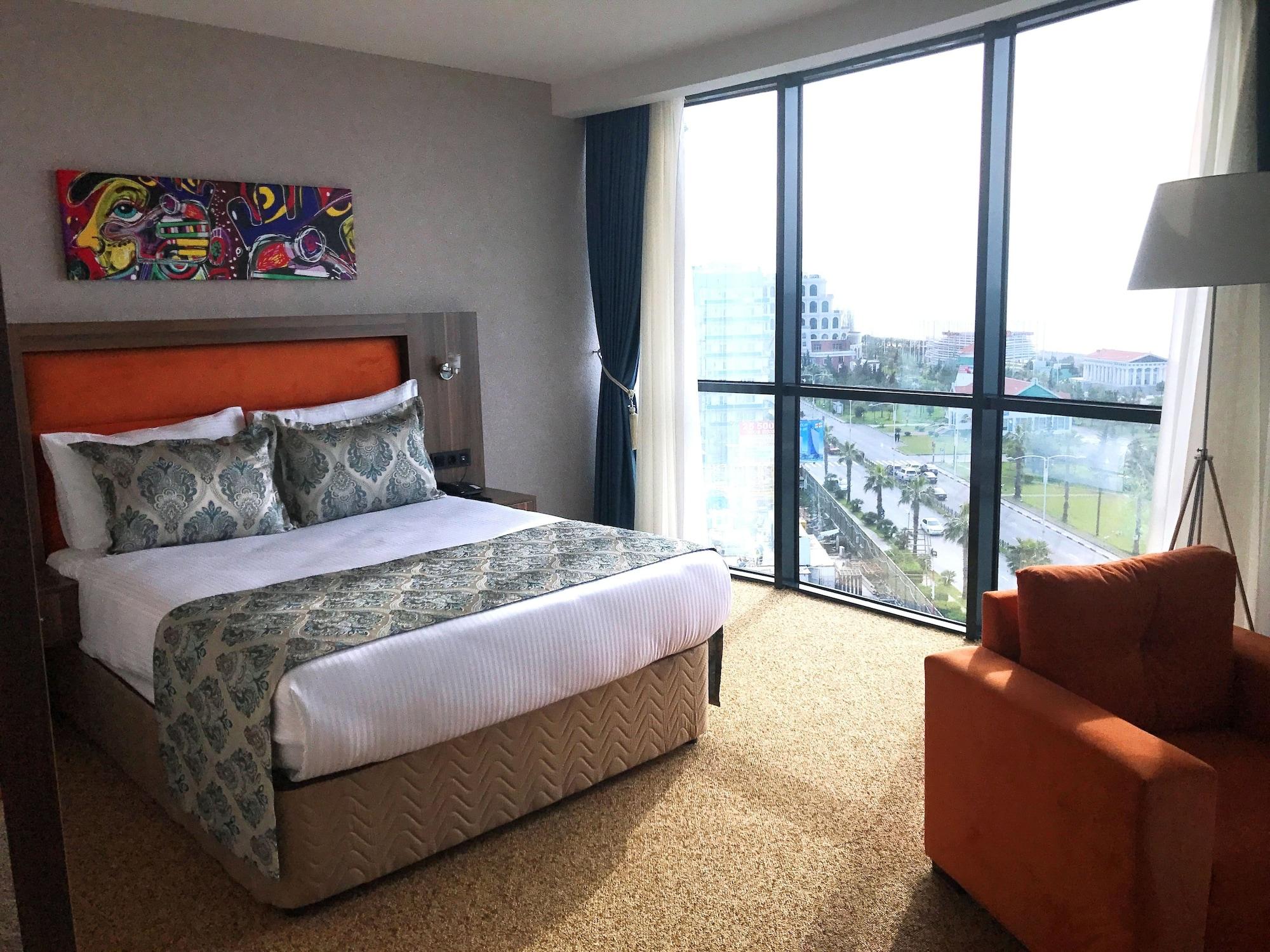 Sky Tower Hotel Batumi Zewnętrze zdjęcie A room at the hotel