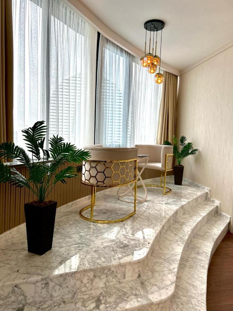 Sky Tower Hotel Batumi Zewnętrze zdjęcie Interior of the hotel